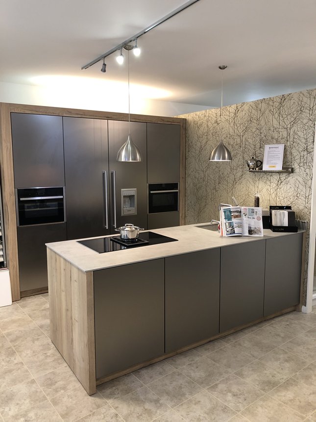 Bathroom & Kitchen Showroom - Peterborough, Northamptonshire | Kuchen Kraft